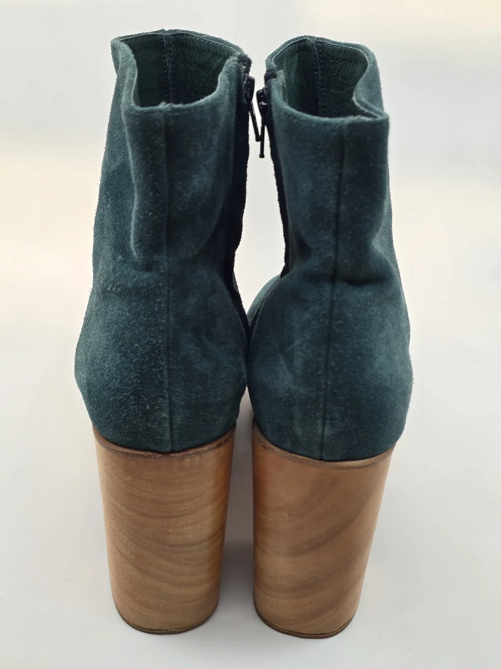 Charlotte Stone- 
